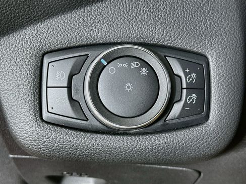 Used 2017 Ford Escape Titanium FWD image 17
