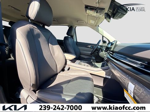 New 2026 Kia Carnival image 14