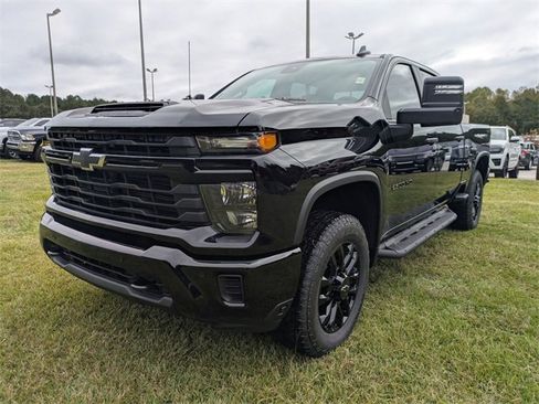 New 2026 Chevrolet Silverado 2500 Custom w/ Custom Value Package image 5