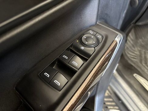 Used 2021 Chevrolet Silverado 1500 LT Trail Boss w/ Convenience Package II image 15