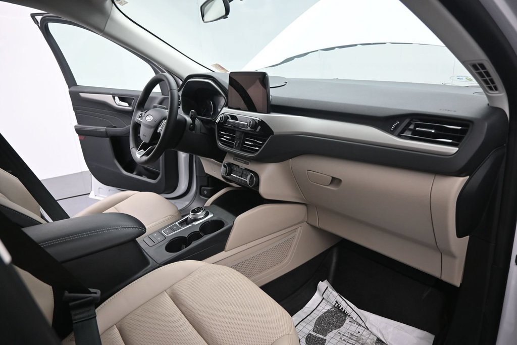 Used 2022 Ford Escape SEL FWD image 21