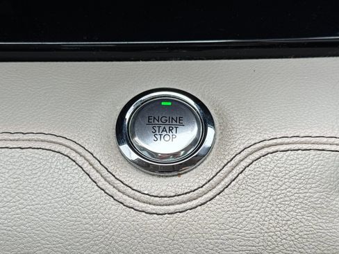 Used 2018 Lincoln Navigator Reserve w/ Technology Package AWD/4WD image 25