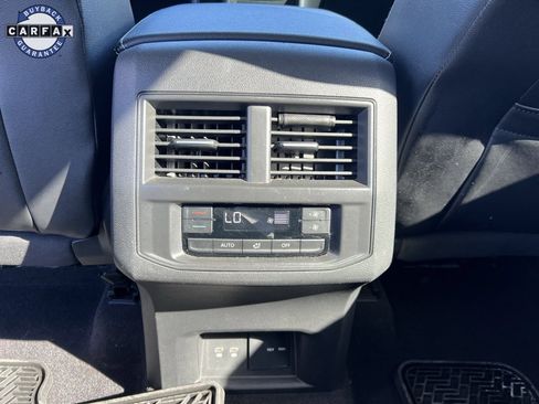 Used 2021 Volkswagen Atlas SE w/ Panoramic Sunroof Package image 22