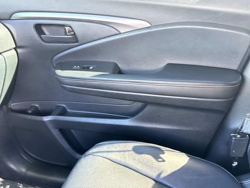 Certified 2023 Honda Passport EX-L image 23