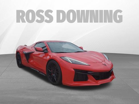Used 2025 Chevrolet Corvette Z06 RWD image 3