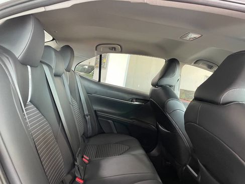 Used 2024 Toyota Camry SE image 21