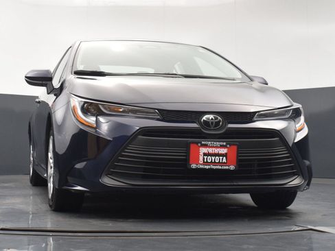 Used 2025 Toyota Corolla LE FWD image 28