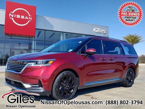 Used 2022 Kia Carnival SX Prestige image 1