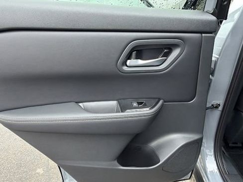 New 2026 Nissan Rogue SV image 14