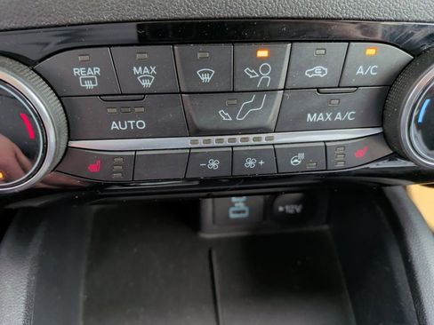 Used 2022 Ford Escape SEL AWD/4WD image 14