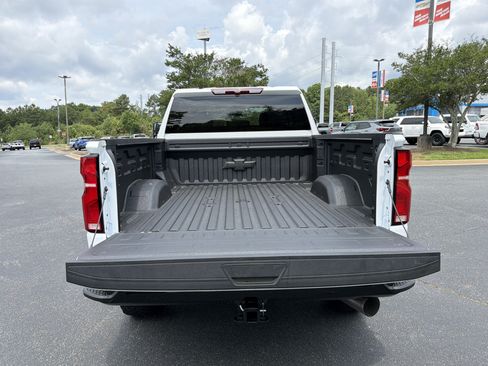 New 2026 Chevrolet Silverado 3500 LT w/ Trail Boss Package AWD/4WD image 18