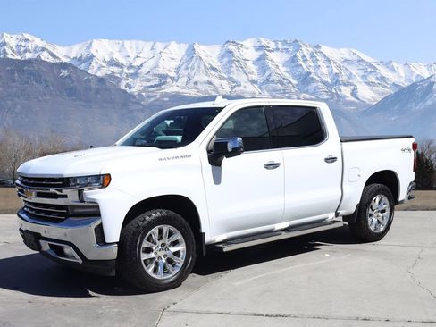 Used 2021 Chevrolet Silverado 1500 LTZ AWD/4WD image 2