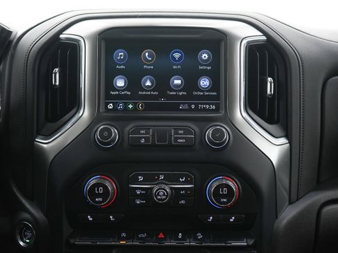 Used 2021 Chevrolet Silverado 1500 RST AWD/4WD image 16