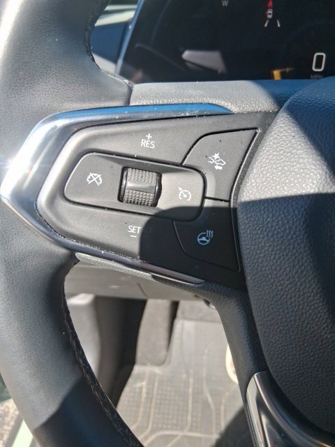 Used 2025 Chevrolet Trax ACTIV FWD image 7