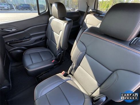 Used 2023 GMC Acadia AT4 w/ Technology Package image 22