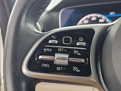 Used 2020 Mercedes-Benz E 350 Sedan image 27