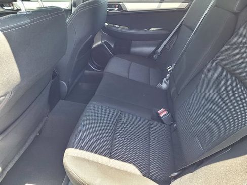 Used 2017 Subaru Outback 2.5i Premium AWD/4WD image 12