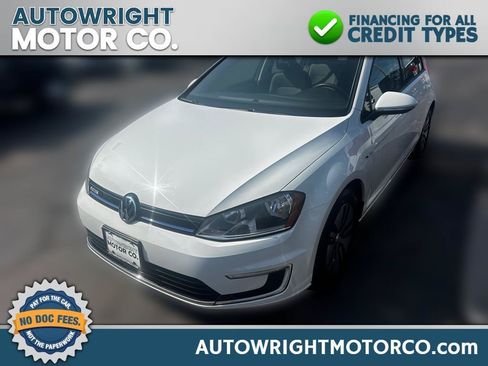 Used 2016 Volkswagen e-Golf SE FWD image 1