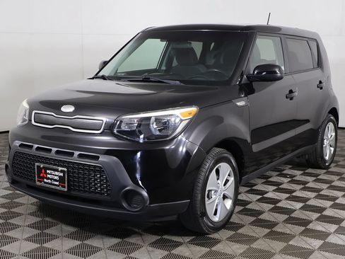 Used 2014 Kia Soul FWD image 3