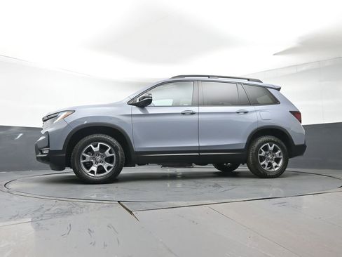 Used 2023 Honda Passport TrailSport image 30