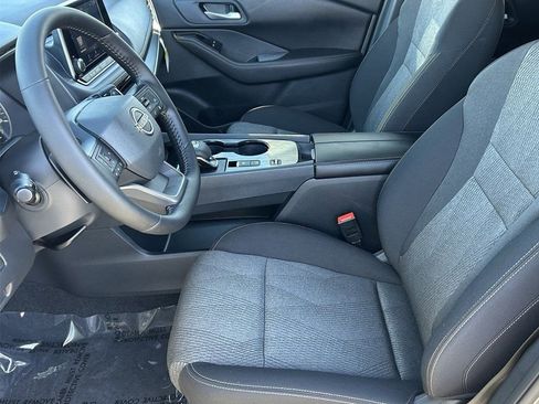 New 2026 Nissan Rogue SV FWD image 30