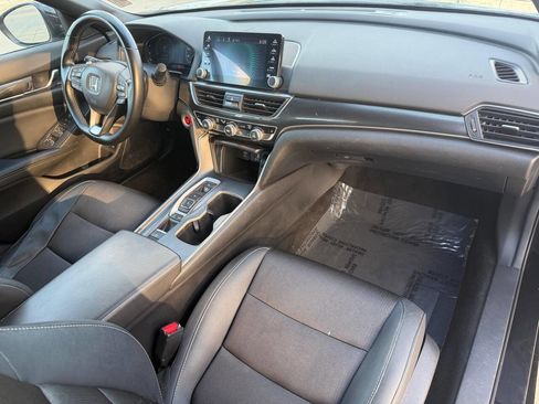 Used 2019 Honda Accord Sport image 19