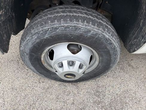 Used 2013 Chevrolet Silverado 3500 W/T RWD image 9