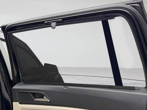 Used 2020 Volkswagen Atlas SE w/ Panoramic Sunroof Package image 30