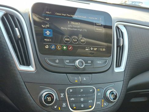 Used 2024 Chevrolet Malibu LT image 27