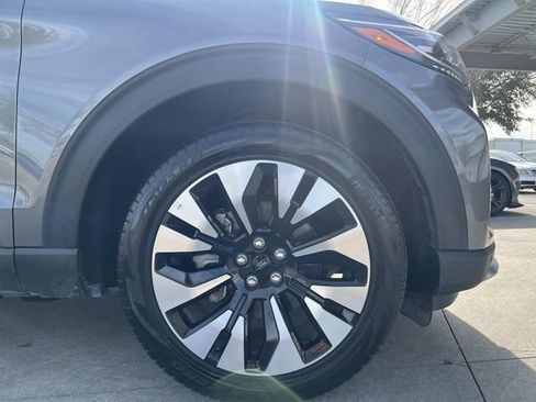 Used 2025 Ford Explorer Platinum w/ LUX Leather Package image 8