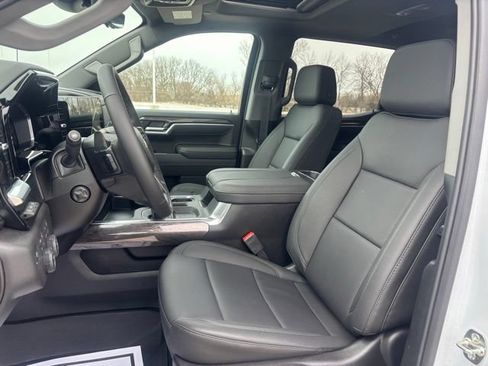 Used 2026 Chevrolet Silverado 1500 LTZ AWD/4WD image 18
