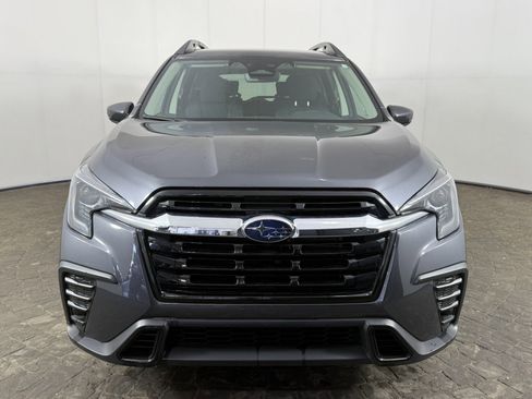 Used 2025 Subaru Ascent Premium AWD/4WD image 2