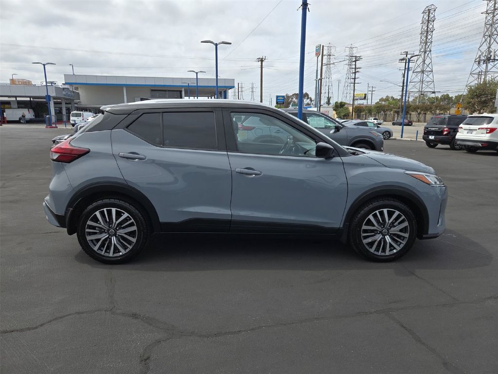 Used 2021 Nissan Kicks SV FWD image 27