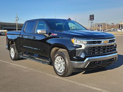 Certified 2022 Chevrolet Silverado 1500 LT w/ Z71 Off-Road Package