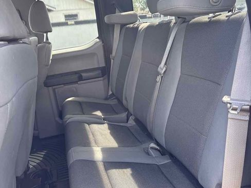 Used 2017 Ford F150 XL w/ Equipment Group 101A Mid RWD image 9