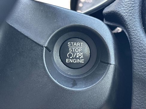 Used 2020 Jeep Compass Limited w/ Safety & Security Group image 29