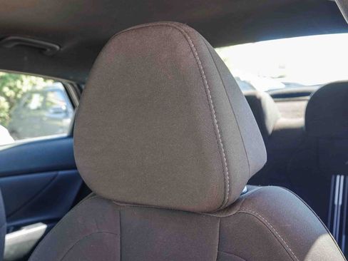 Used 2025 Hyundai Elantra Sport FWD image 24