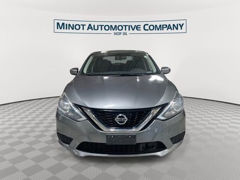 Used 2018 Nissan Sentra SV FWD image 3