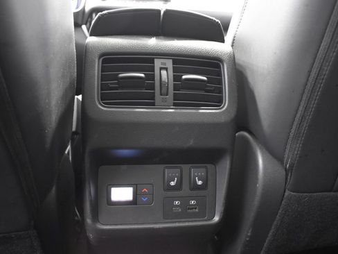 Certified 2023 Nissan Rogue Platinum w/ Platinum Premium Package AWD/4WD image 34