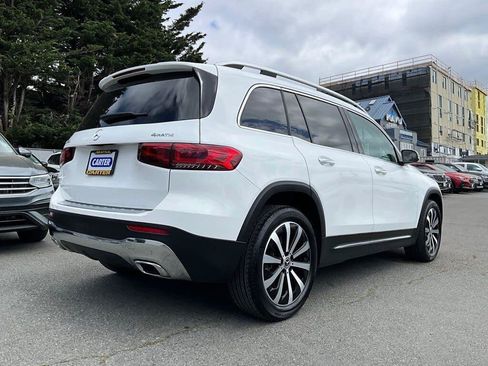 Used 2022 Mercedes-Benz GLB 250 4MATIC image 8