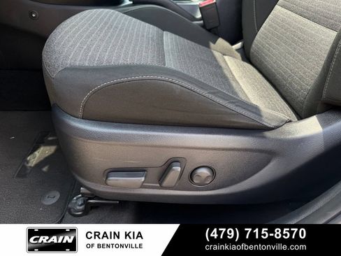 Certified 2023 Kia Soul EX FWD image 11