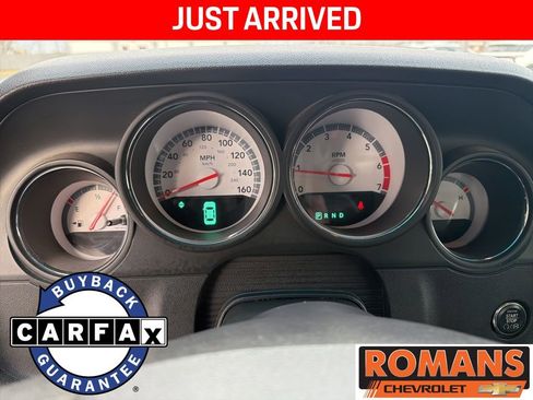 Used 2009 Dodge Challenger R/T image 12