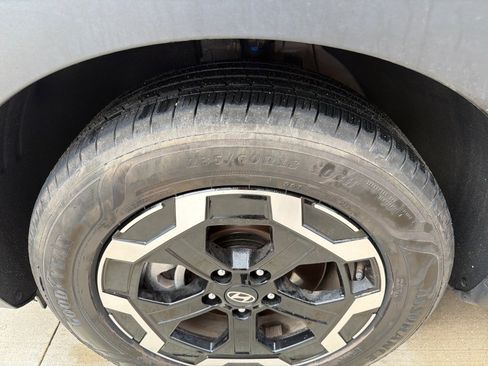 Used 2026 Hyundai Santa Fe SEL image 9