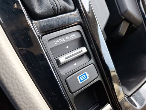 Certified 2024 Honda Accord EX-L image 26