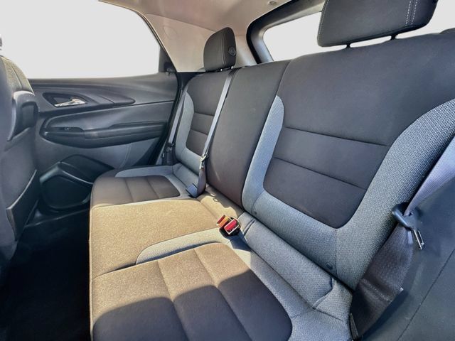 Used 2023 Chevrolet TrailBlazer LT FWD image 28
