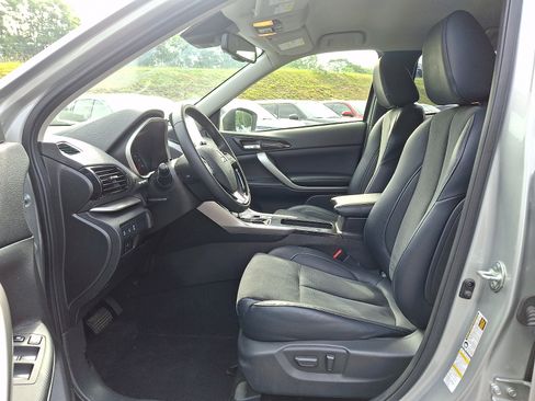 Used 2024 Mitsubishi Eclipse Cross SE AWD/4WD image 13