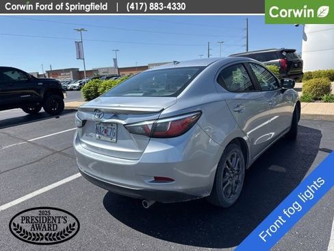 Used 2019 Toyota Yaris LE FWD image 8