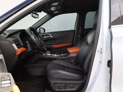 Used 2022 Mitsubishi Outlander SEL FWD image 8
