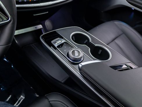 Certified 2025 Cadillac Lyriq Luxury w/ LPO, Floor Liner Package AWD/4WD image 13