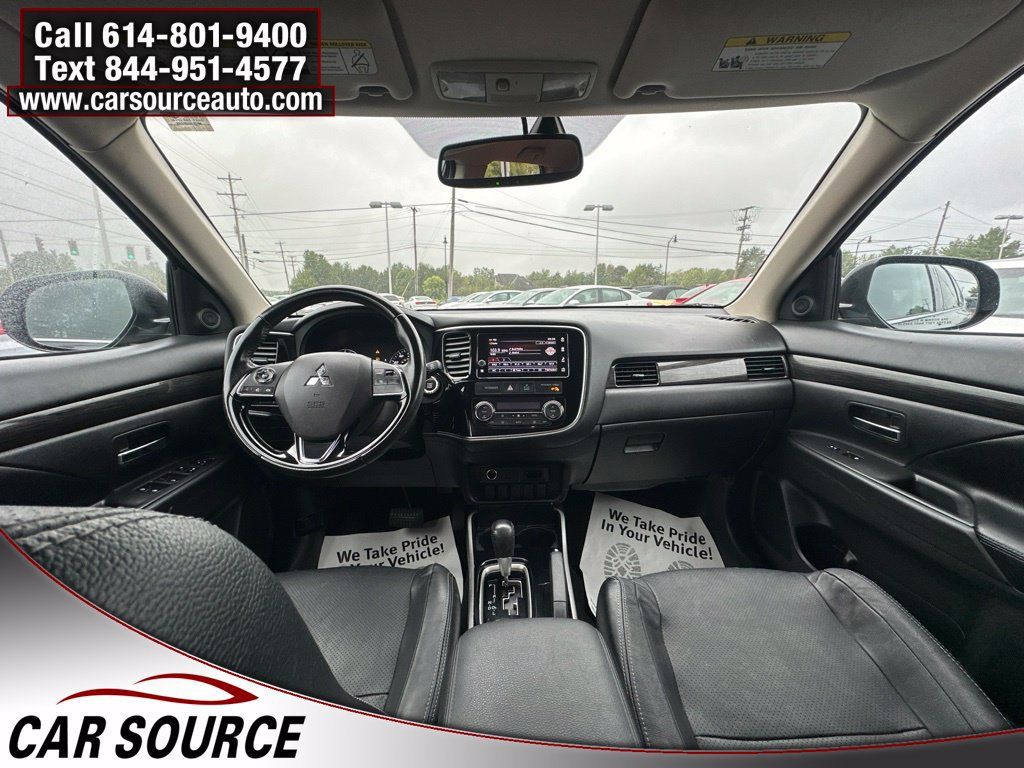 Used 2017 Mitsubishi Outlander SEL FWD image 21